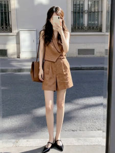 cenzcci | Bộ Đồ Nữ Áo Măng Sô Không Tay và Quần Short Ống Rộng