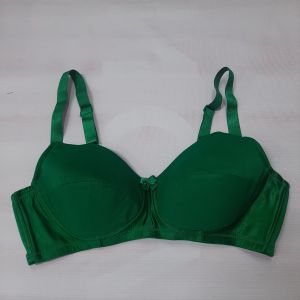 AVON SALE SHAPE MAKE PLUS NONWIRE MFRAME BRA
