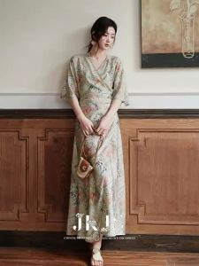 JK＆JS | Retro Style Silk Wool Dress V-Neck Waisted Long Dress