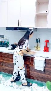 Khăn Giấy Ướt Lau Bếp 80 tơ` Đa Năng Mềm Mại Thân Thiện An Toàn Với Da [ HÀNG TỐT ]