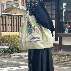Eco-Friendly Ball Chain Embroidered Butterfly Tote Bag Canvas Womens Handbag Sweet Lady Style Casual Shopping Bag Soft Nylon Fabric