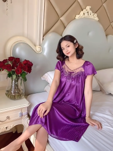 DXSS ผู้หญิงเซ็กซี่น้ำแข็งผ้าไหมซาตินชุดนอน ลูกไม้ที่หรูหราตัดแต่งชุดกลางคืนหลวง ผู้หญิงบวกขนาด เสื้อผ้าบ้านสะดวกสบา
