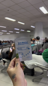 Anti‑Motion Patch 2 Patches/Sachet — Kontra Hilo & Suka sa Byahe | 72h Non‑Drowsy Relief para sa Pagkahilo Pagduduwal Sakit ng Ulo — Safe para sa Lahat ng Edad
