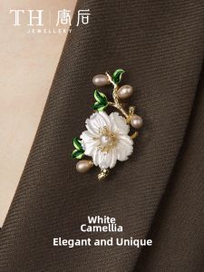 TH | Natural Freshwater Pearl Mother of Pearl Floral Womens Brooch