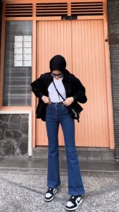 Highwaist Cutbray Jeans Celana wanita Kekinian