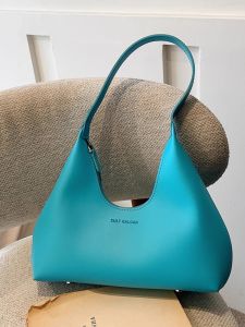 Macaroon Color Large Capacity Casual Underarm Tote Bag Versatile Shoulder Bag for Autumn And Winter Simple Fashion New Model