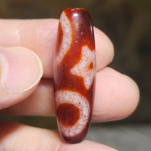 37.3mm Aged Tibetan Red Chalcedony with "Blood Streak" Sun Moon & Star Dzi pendant (with certificate free necklace string) 西藏老矿红玉髓“血丝”日月星天珠(带证书 送项链绳)