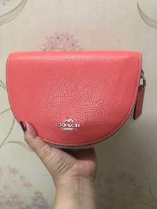 Túi đeo chéo nữ