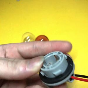Soket Lampu Sein Mobil - Adapter Fitting Lampu Bohlam Rem Sein T10 1156 1157 untuk Lampu Rem Mobil