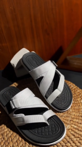 Sandal Selop Pria RedRox Hitam Putih Terbaru BOS PERFORMANCE HIGH STYLE VORN - 02