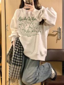 เสื้อสเวตเตอร์คอวีแบบสวมหัวสไตล์อเมริกันสำหรับผู้หญิง ทรงหลวม สไตล์เกาหลี เสื้อคลุมกันหนาวบาง แฟชั่นฤดูใบไม้ผลิและฤดูใบไม้ร่วง