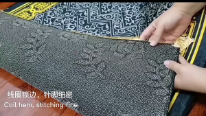 Gold diamond velvet Muslim prayer mat wear-resistant floor mat with tassels decoration Tahan lama