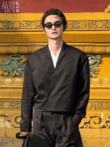 New Chinese Style Original Short Pad Shoulder Dark Button Casual Jacket Coat Spring Autumn Black Fashion Urban Youth Outerwear