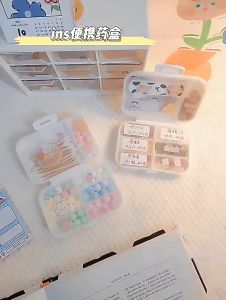 Tempat Kotak Penyimpanan Obat Putih (Transparan) Free Stiker