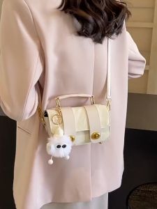 Túi xách nữ đeo vai túi đeo chéo da dầy vân sang trọng Quảng châu cao cấp kèm gấu M417