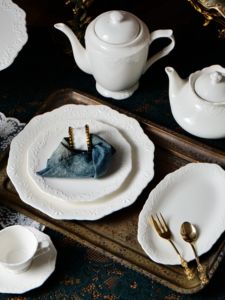 European Court Western Retro White Embossed Ceramic Dinner Plate European Home Kitchen Series Tableware Supplies Flaw