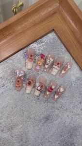 Medium-length and Short Trapezoidal Artificial Nails Cute Capybara Decorations Fake Nails Reusable and Removable Nails [with tool kit]