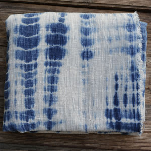 ผ้ามัดย้อมสีฟ้าต้าหลี่ผ้ามัดย้อมผ้าคอตตอนสีฟ้าผ้าตกแต่งไล่ระดับสีผ้าฉากหลังผ้าคลุมโซฟาผ้าพันคอผ้าปูโต๊ะย้อมสีเมฆ