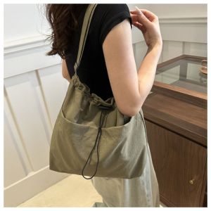 Fashion Travel Casual Nylon Tote Bag Drawstring Shoulder Bag Large Capacity Waterproof Crossbody Bucket Bag Women