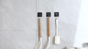 Gantungan Baju Hook Besi Serbaguna Tempel Dinding Kamar mandi Gantungan Dinding Dapur Stainless