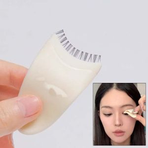 Eyelash Applicator Apply Tweezers Portable False Eyelash Applicator Mascara Eyelash Clip Curler Random color