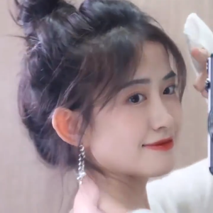 2 * 12/5 * 13 ซม เส้นผมมนุษย์100% ชิ้นหน้าม้าแบบสากล Liu Hai ผมของทารกในครรภ์สติกเกอร์เส้นผมที่มองไม่เห็นที่หน้าผากแปดตัวหน้าม้าผมปลอม