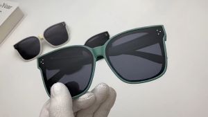 CHARMRAY Fashion Fit Over Polarized Sunglasses Oversize Wear To Cover Over Glasses Suitable for Myopia