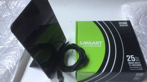 เสาอากาศดิจิตอลทีวี ภายในอาคาร มีวงจรขยายสัญญาน SAMART รุ่น D11AB Digital TV Antenna