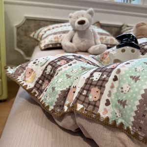 susan | Cream Color Star Shell Border Puff Yarn Bed Sheet Set