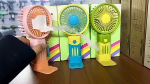 พัดลมมือถือ แบบพกพา 3 ระดับ USB ชาร์จ พัดลมระบายความร้อน ฤดูร้อน ดีไซน์สวย