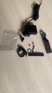 Sac dien thoai xe may Sạc Điện Thoại Trên môto 2 in 1 12V - 24V (Đen)