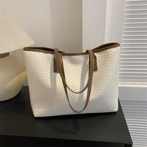 Túi Tote Nữ Thời Trang Cỡ Lớn 2025 Túi Xách Đi Làm Mới Mùa Thu Túi Tote Dây Đeo Đơn Phong Cách Thường Ngày Túi Đeo Vai