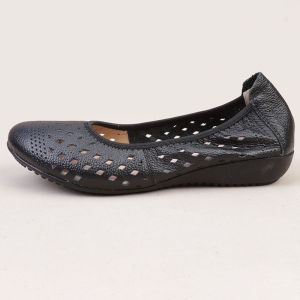 Comfortable Hollow out Genuine Leather Sandals Breathable Slip-On Flat Heel Soft Bottom Womens Shoes Casual Low Cut Ankle