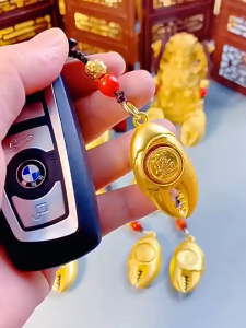 已开光 招财 黄铜十二生肖本命年钥匙扣挂件蛇年鼠龙马羊猴转钱汽车挂件了礼物 Fortune Brass Zodiac Year Key Chain Pendant Snake Year Rat Dragon Horse Sheep Monkey Transfer Money Car Pendant Gift