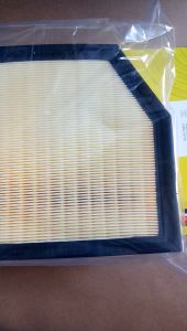 Lọc gió động cơ xe Lexus GS200T 2.0L 2015-2020. Mã A1022 của JS Asakashi Nhật Bản mã phụ tùng 17801-31170.