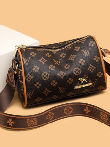 ทันสมัย กระเป๋าบอสตันใบเล็ก 2023 กระเป๋าสะพายข้างสไตล์ใหม่สําหรับผู้หญิงที่มีความกว้าง สายคล้อง วัสดุ Pu รูปแบบเรขาคณิต