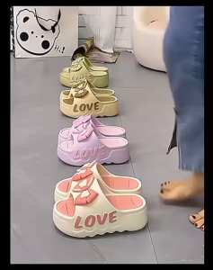 Rubber thick sole cutie flip flop 4cm heel seliper wanita