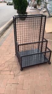 ชั้นโชว์หลอดไฟ กระดาษฟิวเจอร์บอร์ด ชั้นวางหลอดไฟ ไม้กวาด ไม้ถูพื้น  อุปกรณ์สินค้าเป็นแท่งเป็นด้ามยาว แบบ 3 ช่อง ขนาด 60x70x102 cm