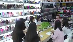 Lược Chải Tóc 9 Hàng Loại Bỏ Rối Tạo Kiểu Dành Cho Tóc Thẳng Tóc Xoăn Tóc Ướt Massage Da Đầu Lược Chuyên Nghiệp Phụ Kiện Cho Thợ Cắt Tóc Màu Đen/trắng