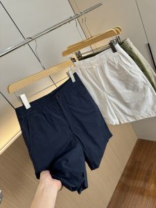 ใส่สบาย เอวยืดหยุ่น กางเกงขาสั้น Mens ชุดกึ่งทางการ ชุดกีฬากลางแจ้ง สไตล์เรโทร Self-kept Model ฤดูร้อน แฟชั่น