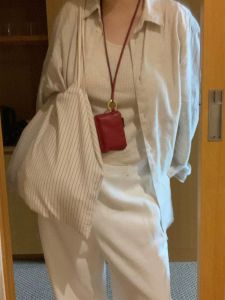 Red Mini Neck Hanging Wallet Key Case: A Stylish & Practical Accessory