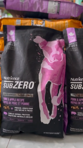 (Nguyên seal 10kg)(Grain free) Nutrience Subzero Thức ăn chó vị heo táo