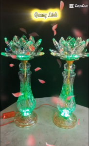 ĐÈN THỜ PHA LÊ CHO BAN THỜ PHẬT TÀI ĐỊA QUAN ÂM.... ĐÈN ĐỔI MÀU(1 CẶP)