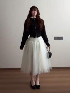 CHANGTONG | Spring Fashion Stylish Temperament Knitted Top Tulle Skirt Set