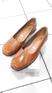 SEPATU JUMBO/ PANTOFEL BIG SIZE WANITA FLAT SHOES KULIT PREMIUM