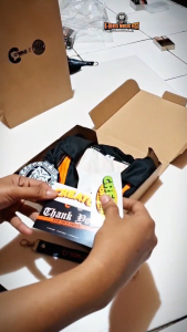 Jersey Jersey Futsal Creato X Tribun Store Edition Hitam-Oranye Desain Grafis Cetak Grafis