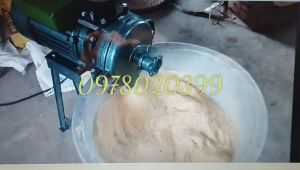 Máy đập bột cho gà vịt  nghiền mịn ngô  lúa sắn