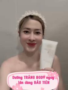 Tắm trắng LIGHT ON 30s Mairis tắm trắng sáng da dưỡng ẩm nguyên liệu nhập khẩu