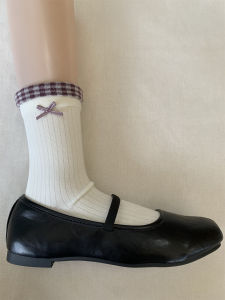 ถุงเท้าส้นกลางลายโบว์ล็อตเตอร่า ขอบลูกไม้ลายนูน หวาน สไตล์วินเทจ ถุงเท้าผู้หญิง ลำลอง สัมผัสสบาย สวมใส่สบาย