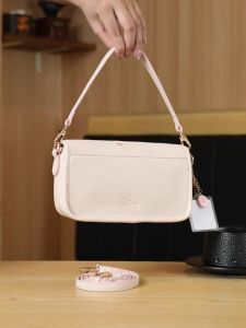 กระเป๋าสะพายข้างสะพายไหล่อเนกประสงค์ลายมิกกี้แฟชั่นน่ารักของแท้จากดิสนีย์